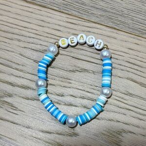 Blue pink and green bracelets strong 7 inch wrist can stretch 1 inch